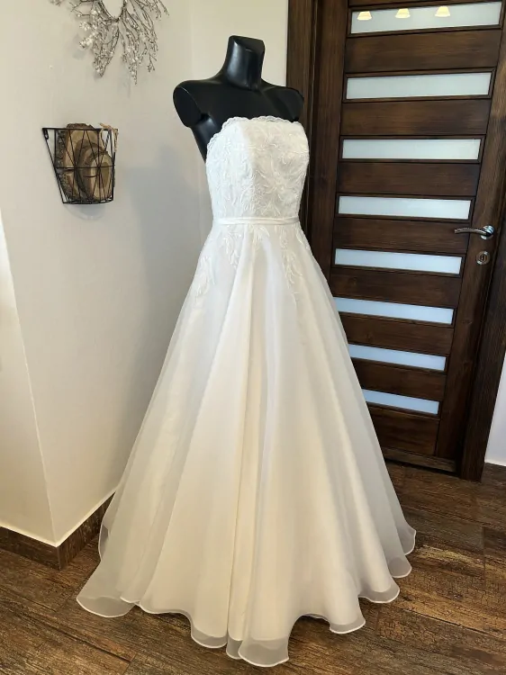 princeznovské svatební šaty Magic Bride