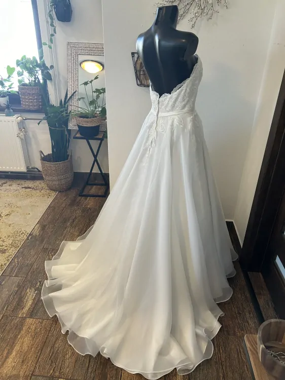 princeznovské svatební šaty Magic Bride