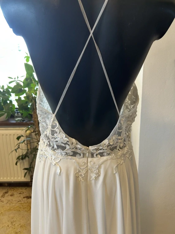 boho svatební šaty