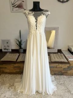 svatební šaty s rozparkem, velikost 34